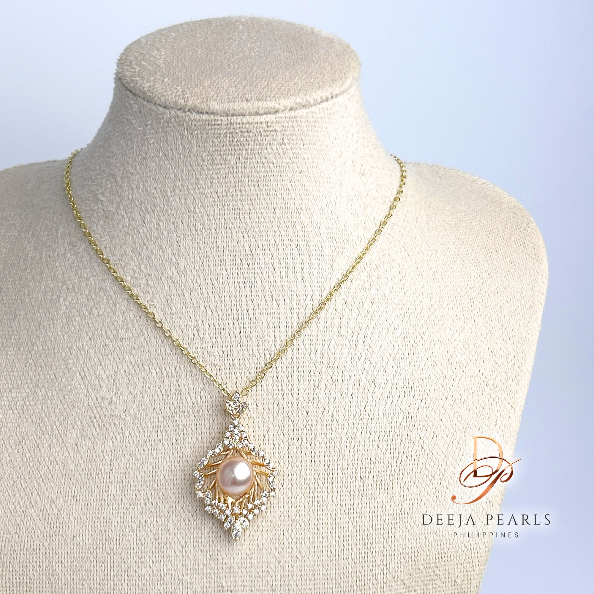 DPN131 • Freshwater Pearl Pendant Necklace