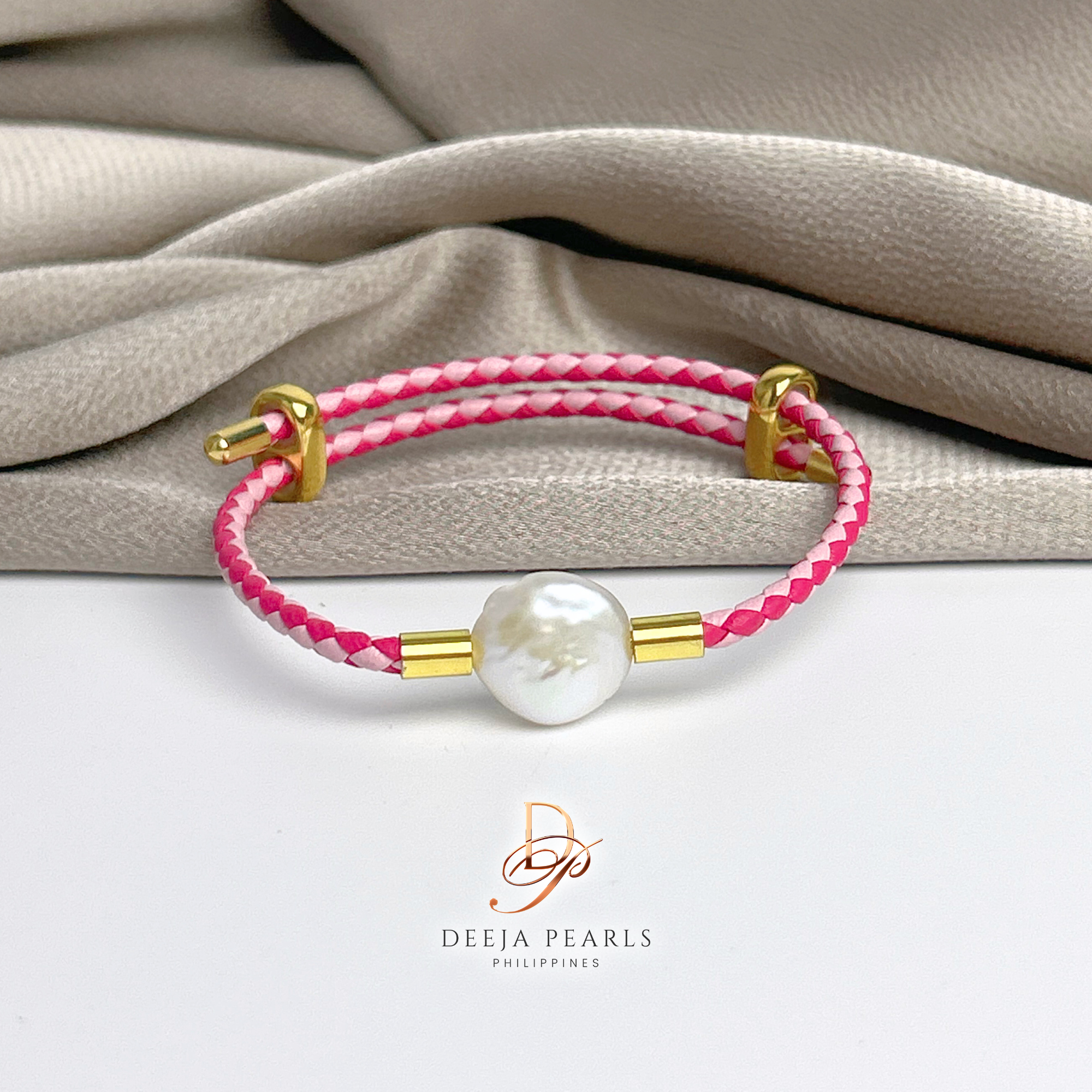 DPB137 • Coin Freshwater Pearl Leather Adjustable Bracelet