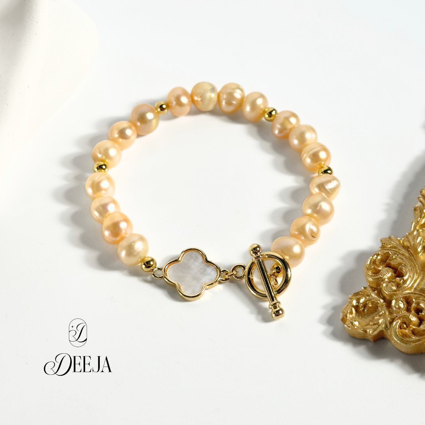 Claire | Freshwater Pearl Bracelet • FWB04