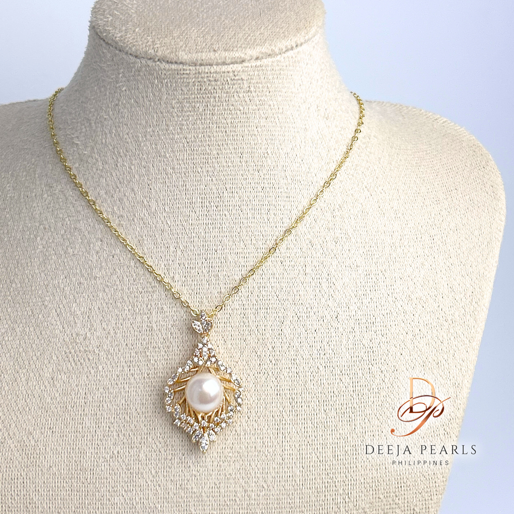 DPN131 • Freshwater Pearl Pendant Necklace