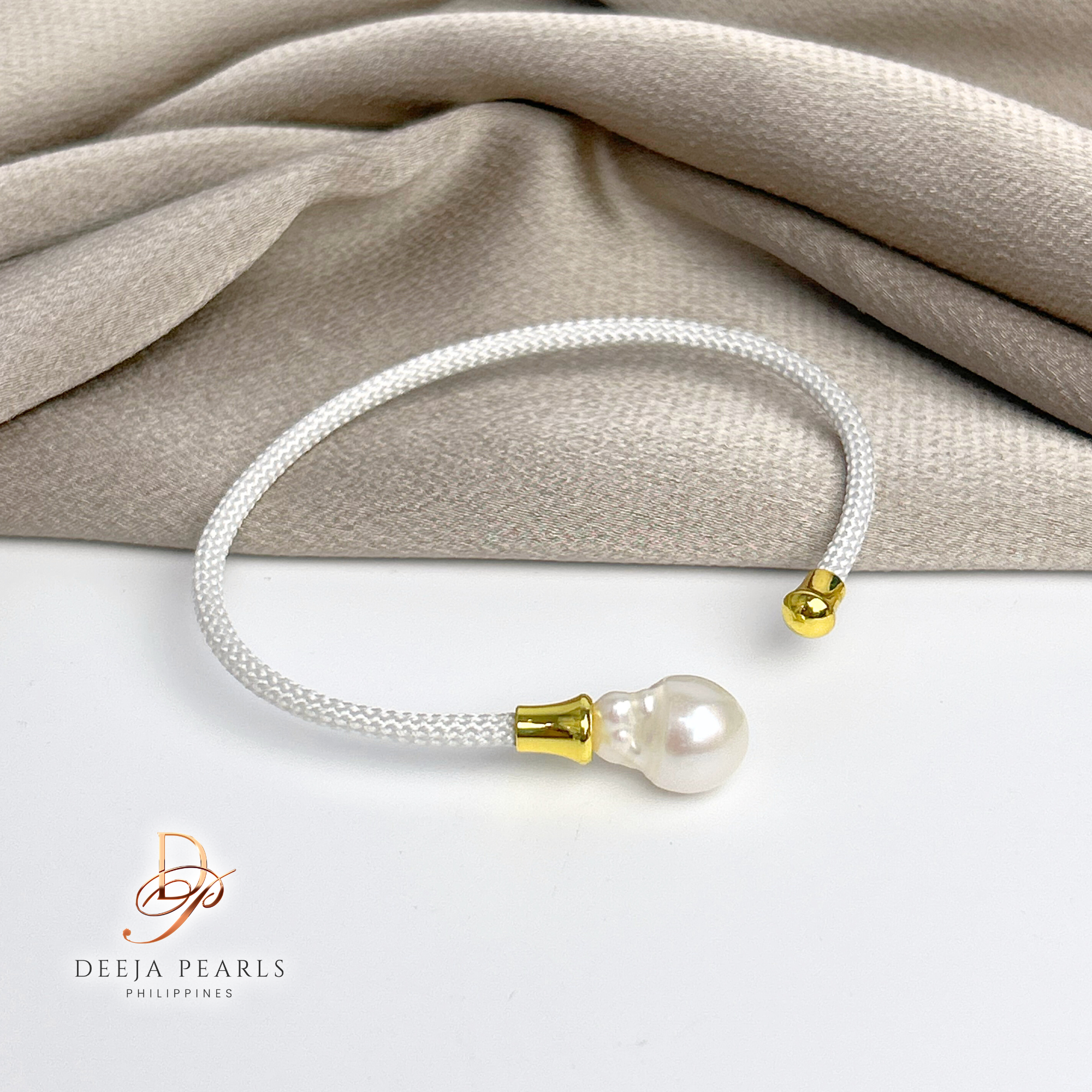 DPB138 • Baroque Freshwater Pearl Sporty String Bangle