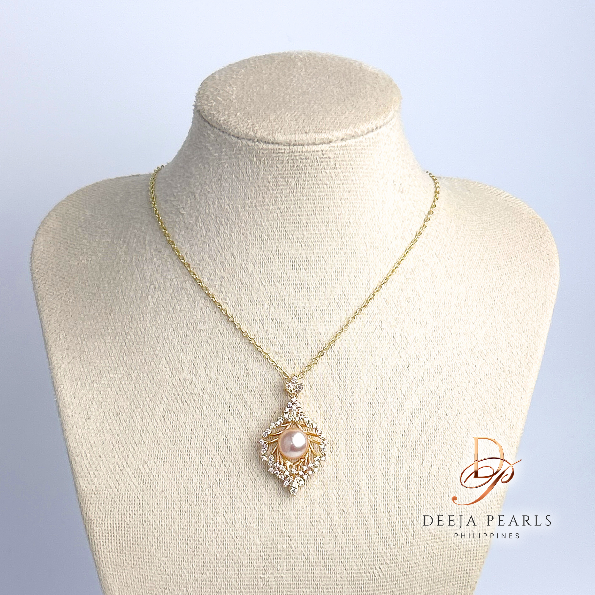 DPN131 • Freshwater Pearl Pendant Necklace