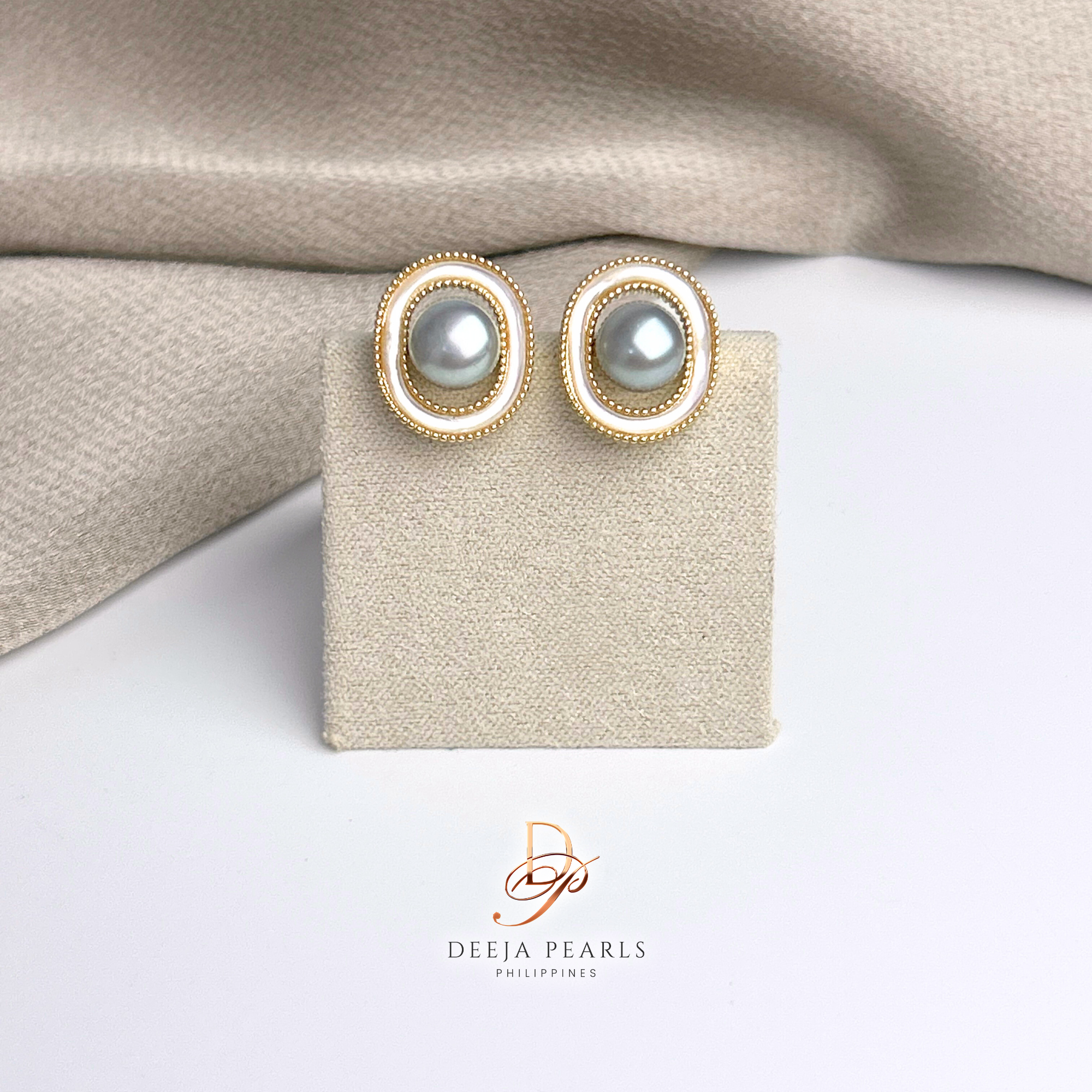 DPE131 • Freshwater Pearl Stud Earrings