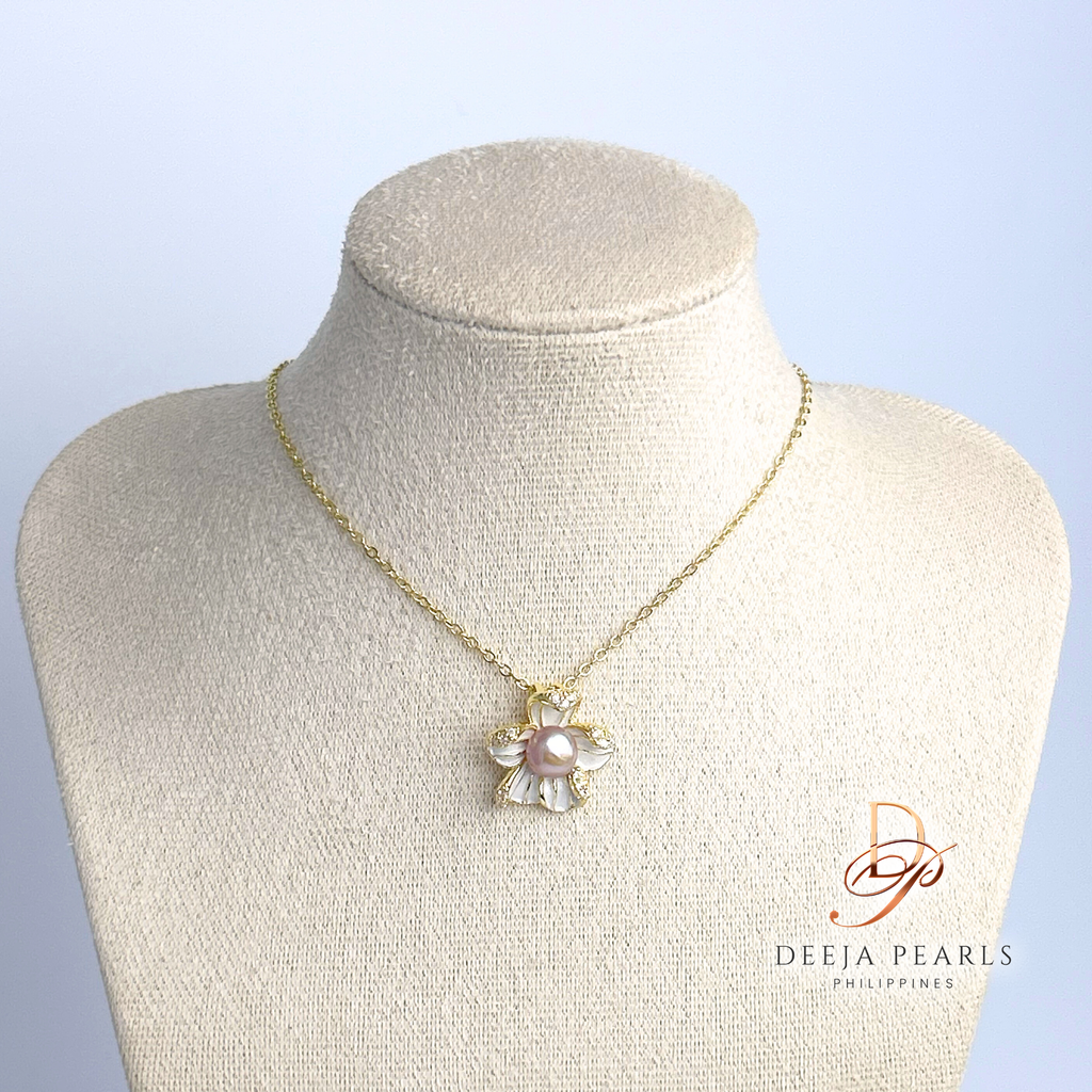 DPN104 • Freshwater Pearl Pendant Necklace