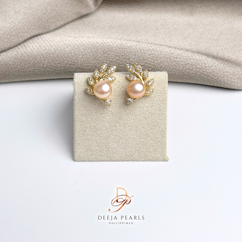 DPE103 • Freshwater Pearl Stud Earrings