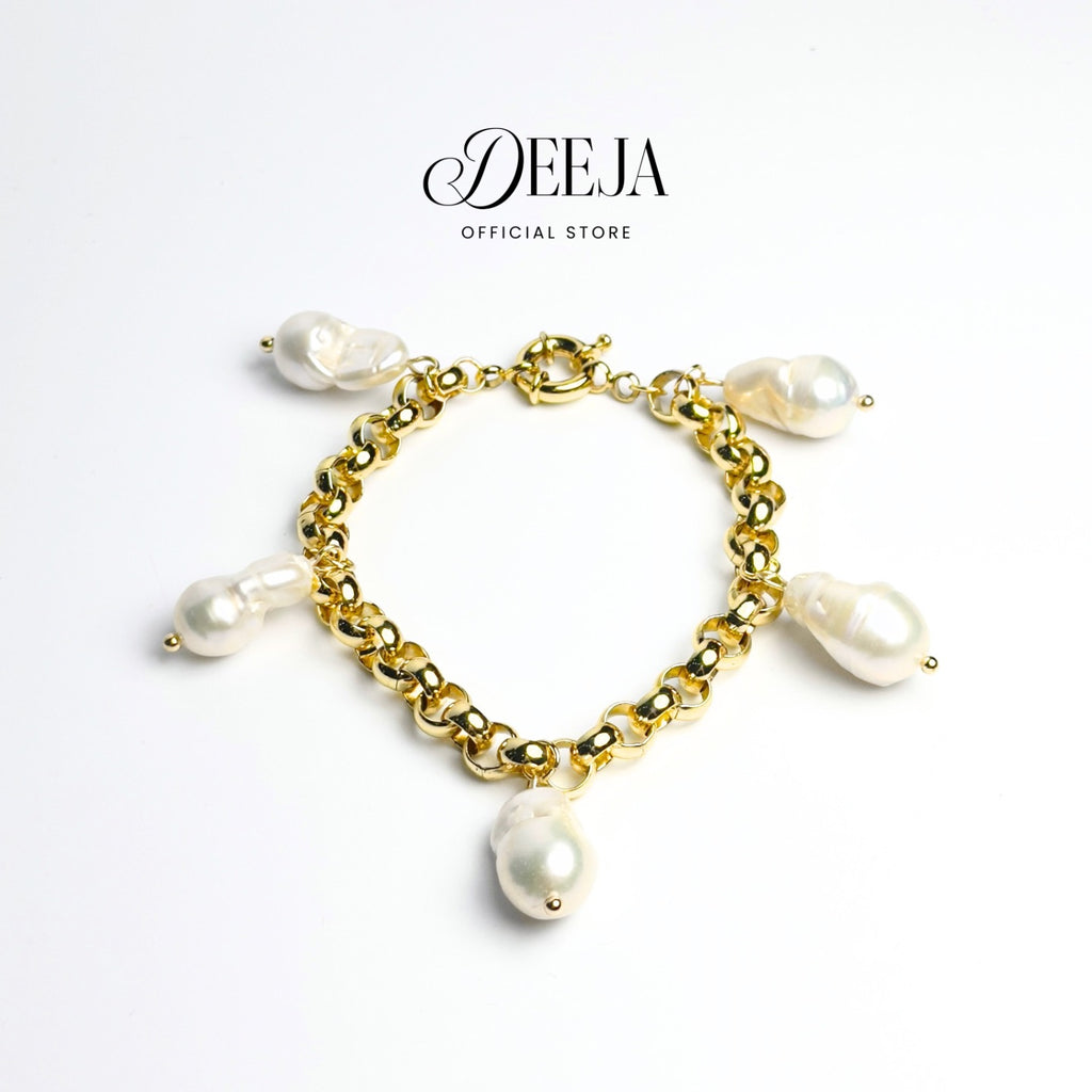 Deeja • Baroque Freshwater Pearl Tauco Charm Bracelet FPB10255