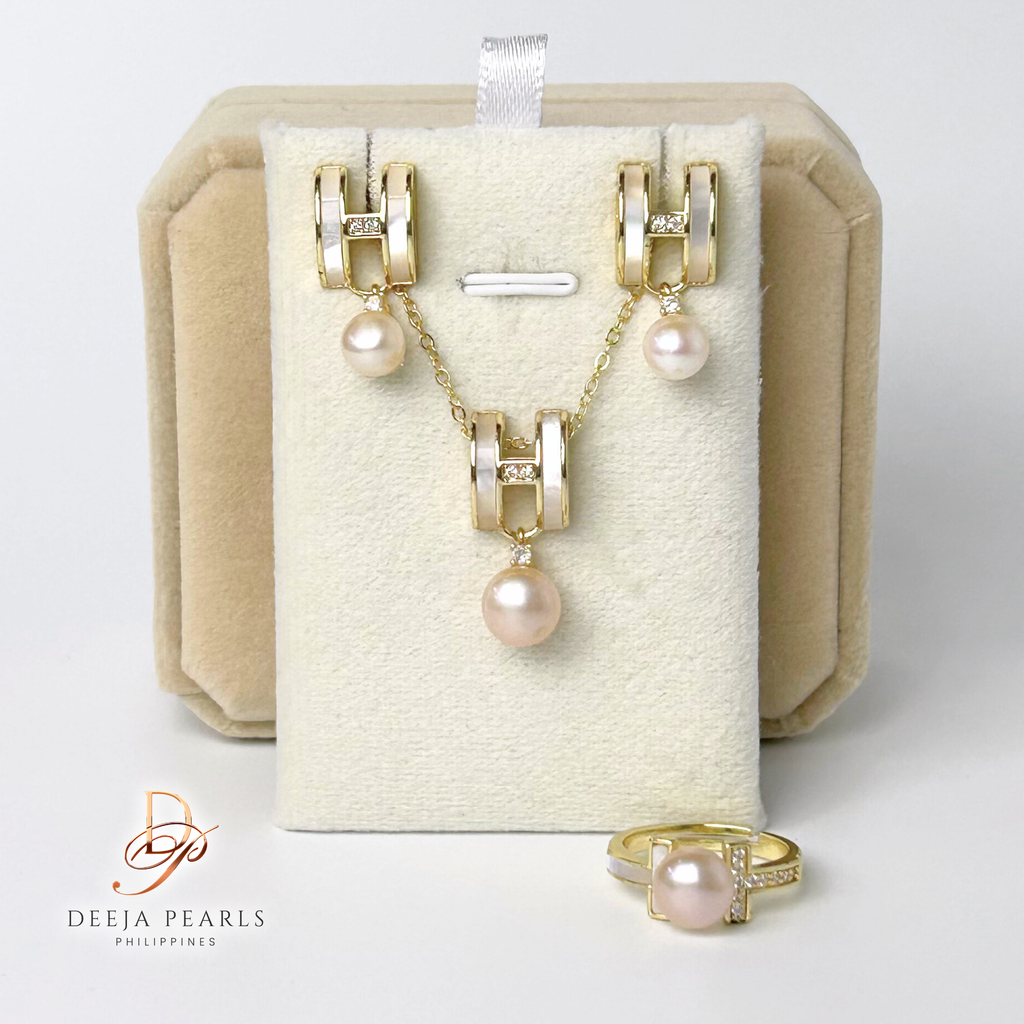 DPS106 • Freshwater Pearl Necklace, Earrings and Adjustable Ring