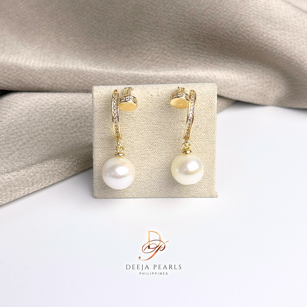 DPE159 • Freshwater Pearl Dangle Earrings