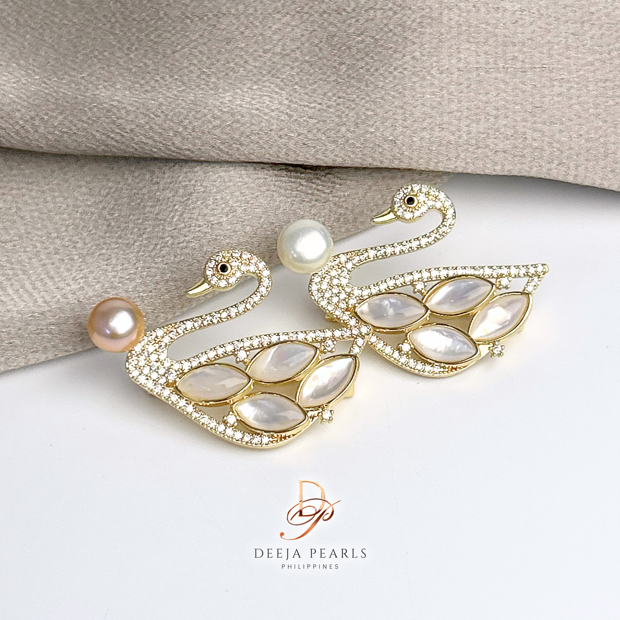 DPP104 • Freshwater Pearl Brooch Pin