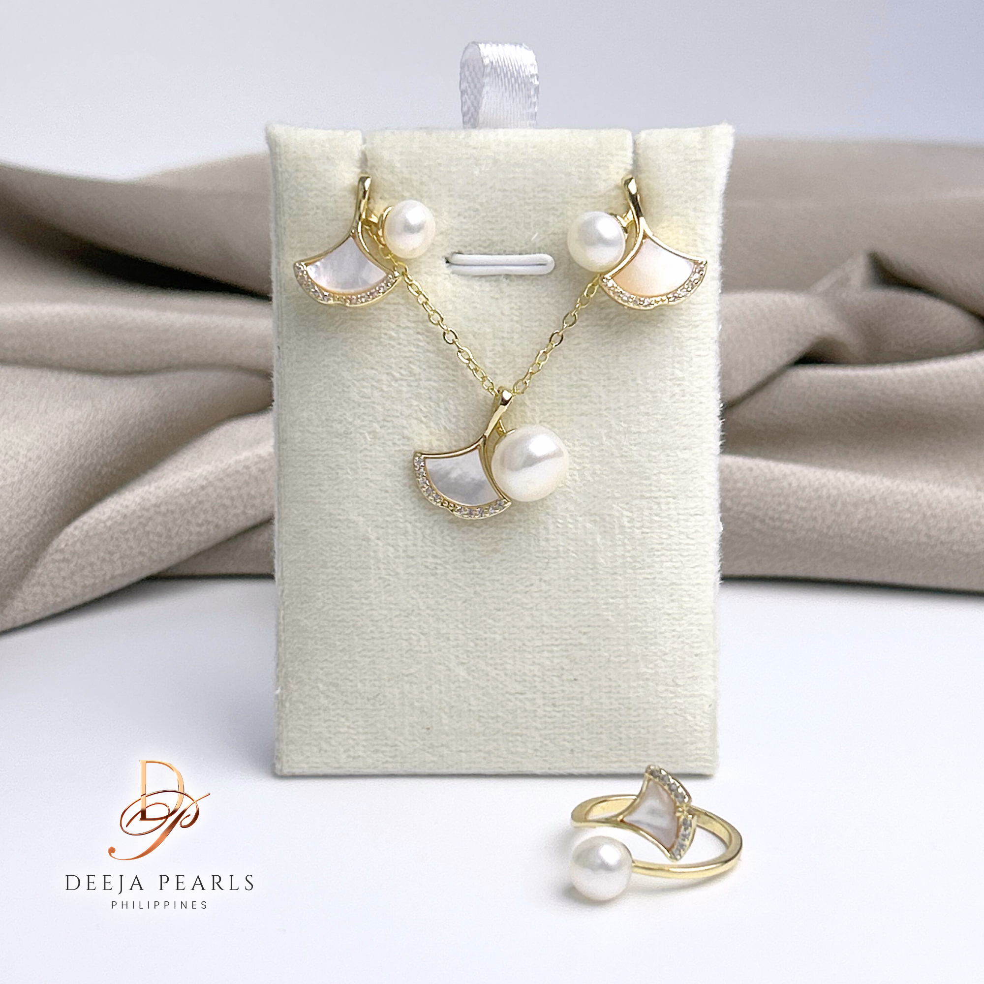 DPS115 • Freshwater Pearl Necklace, Earrings and Adjustable Ring