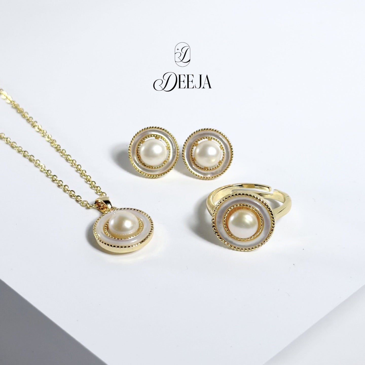 Freshwater Pearl Earrings, Necklace and Ring Set • FWS07