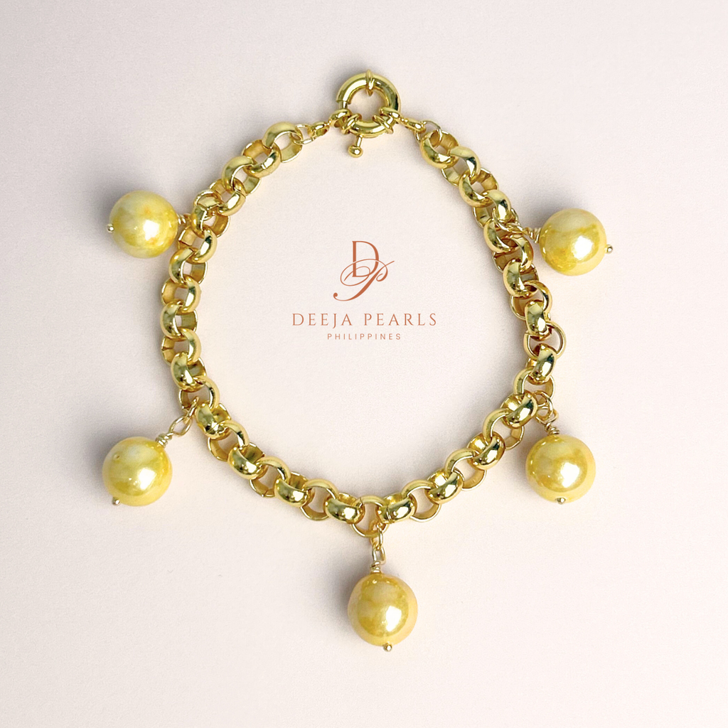 Edison Pearl Charm Bracelet in Tauco Chain