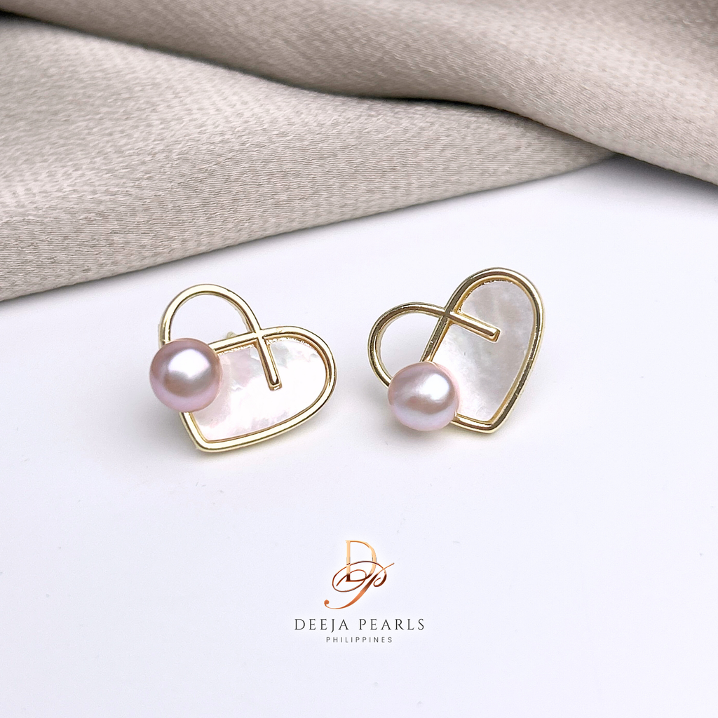 DPE148 • Freshwater Pearl Stud Earrings