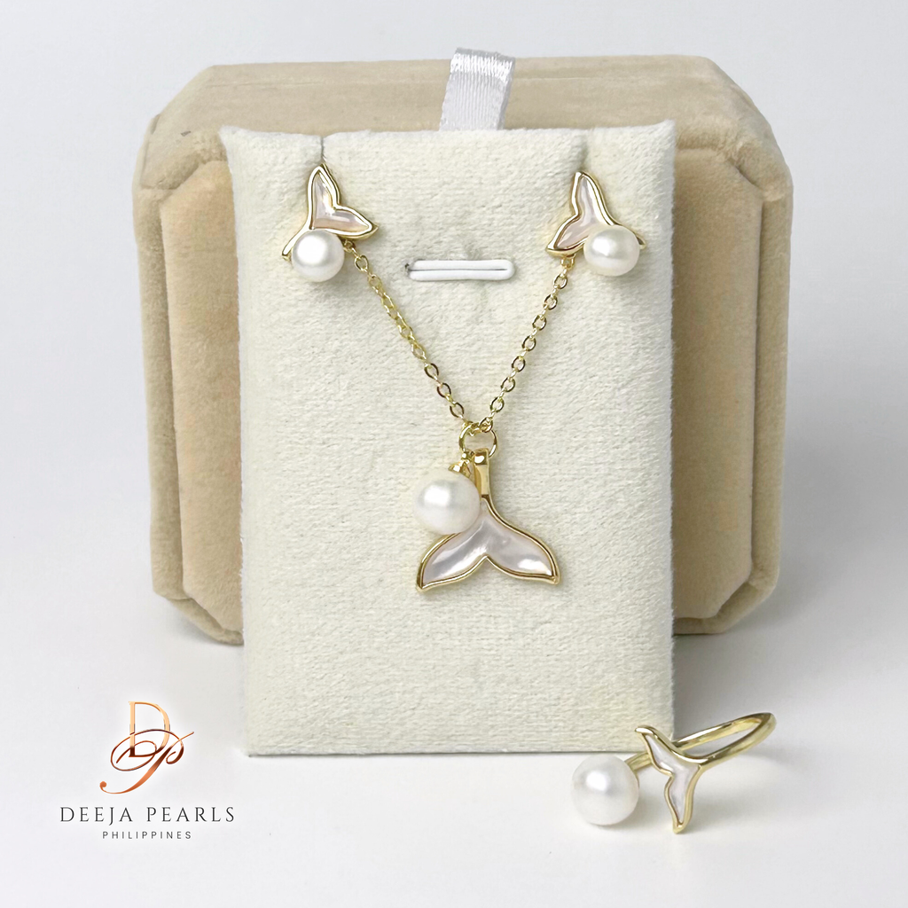 DPS103 • Freshwater Pearl Necklace, Earrings and Adjustable Ring