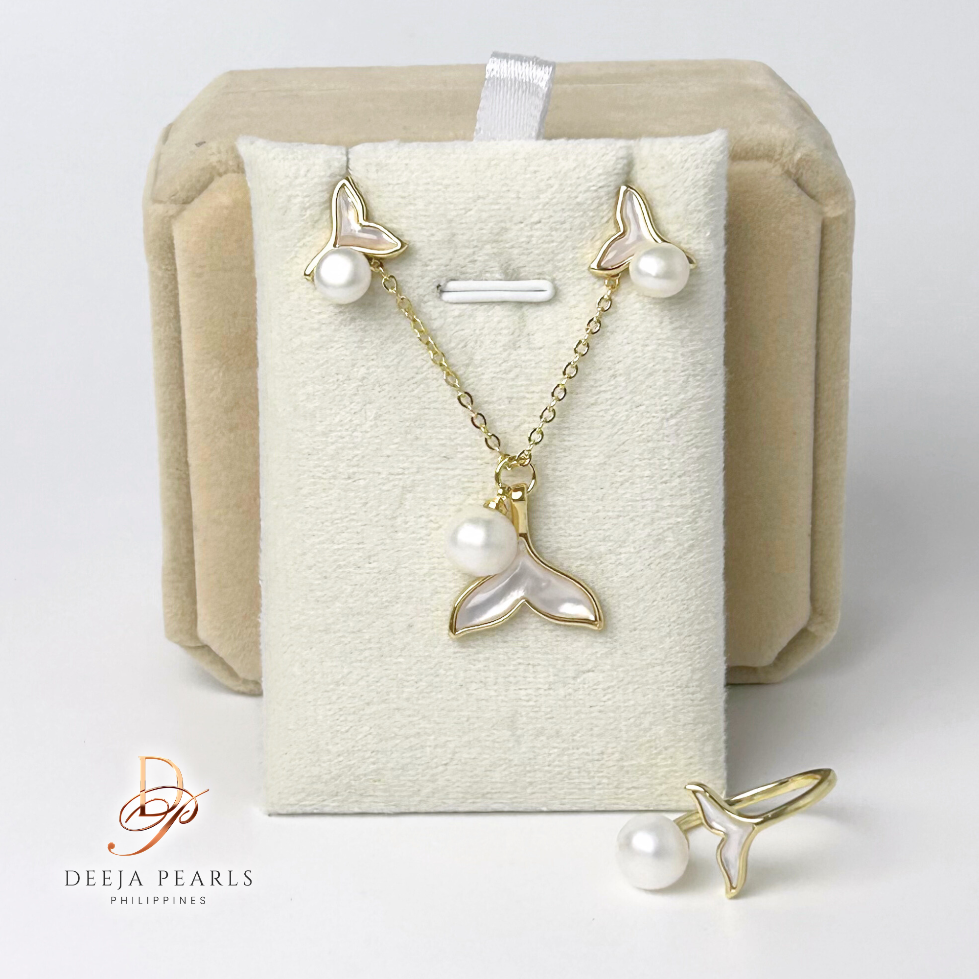 DPS103 • Freshwater Pearl Necklace, Earrings and Adjustable Ring
