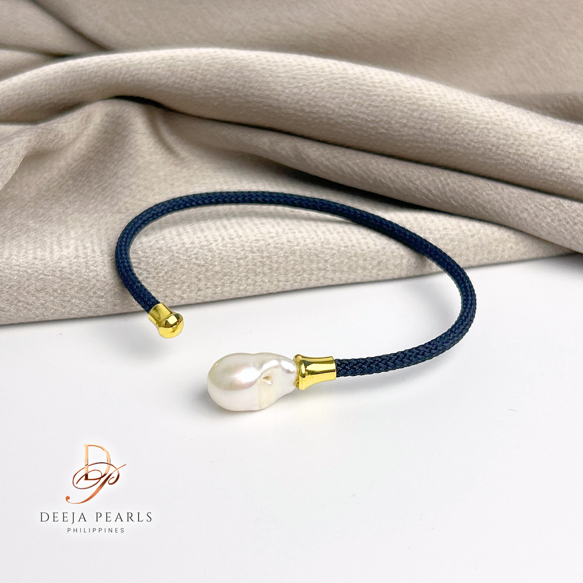 DPB138 • Baroque Freshwater Pearl Sporty String Bangle