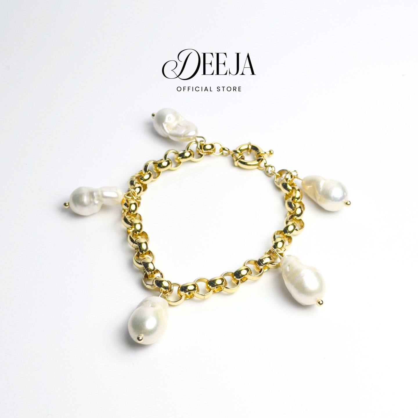Deeja • Baroque Freshwater Pearl Tauco Charm Bracelet FPB10255