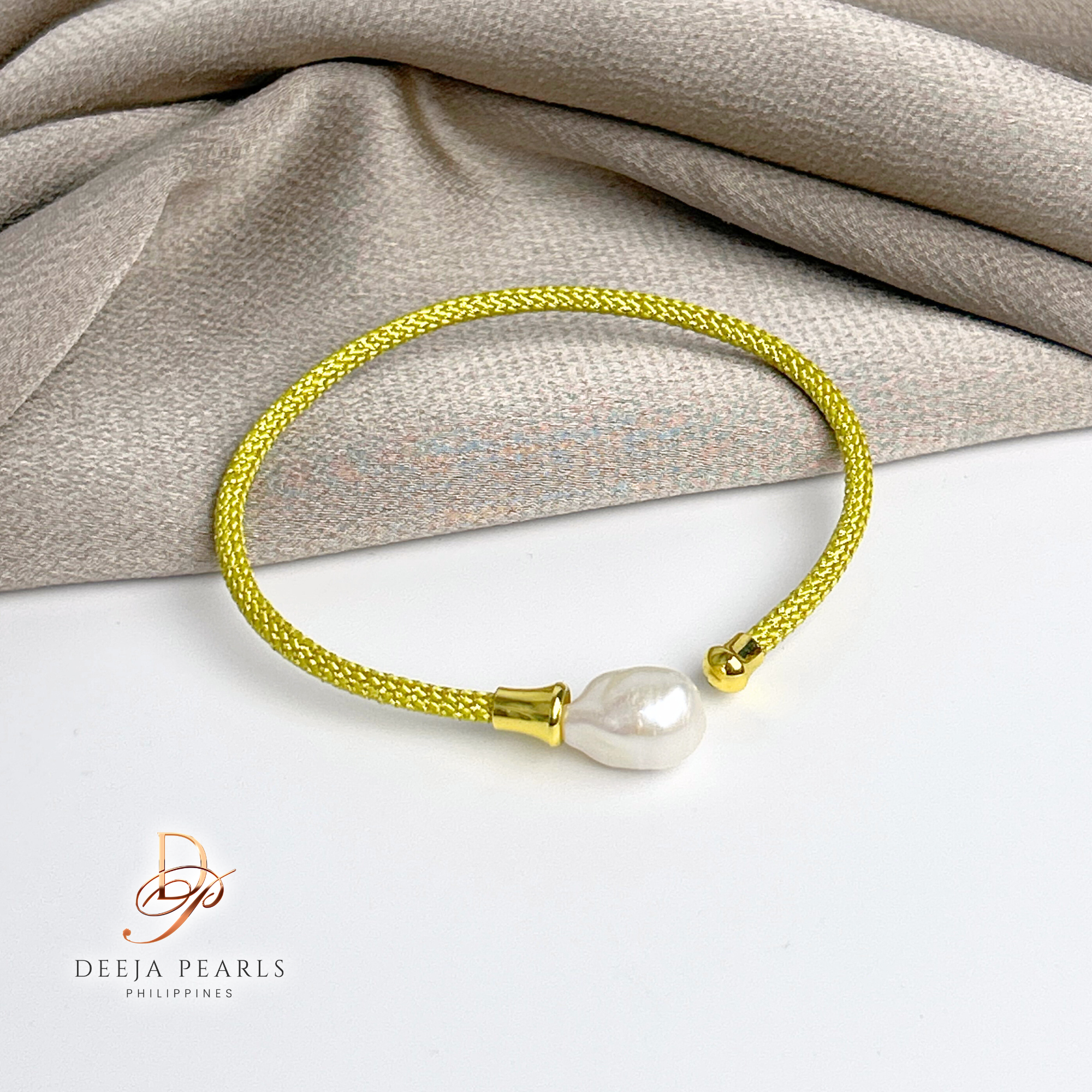 DPB138 • Baroque Freshwater Pearl Sporty String Bangle
