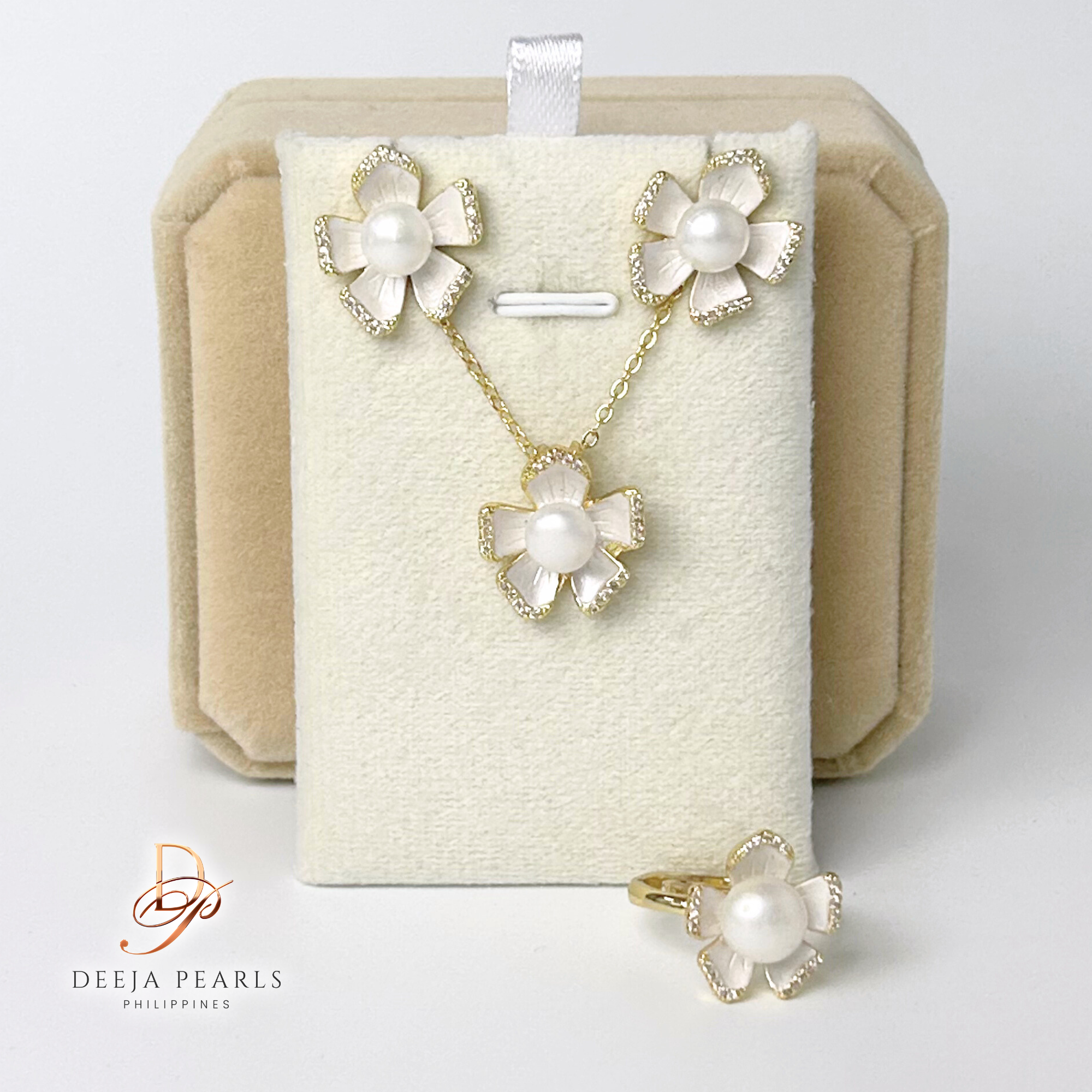 DPS105 • Freshwater Pearl Necklace, Earrings and Adjustable Ring