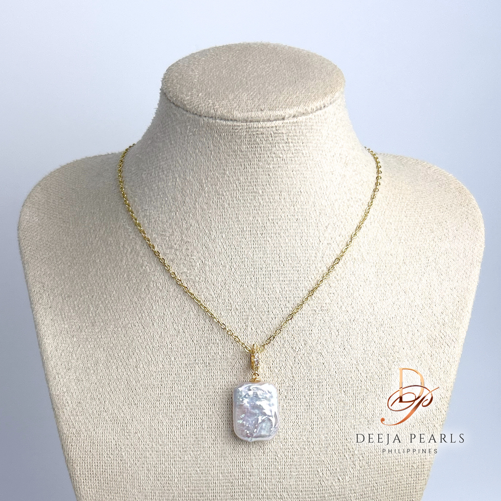 DPN120 • Keishi Freshwater Pearl Pendant Necklace