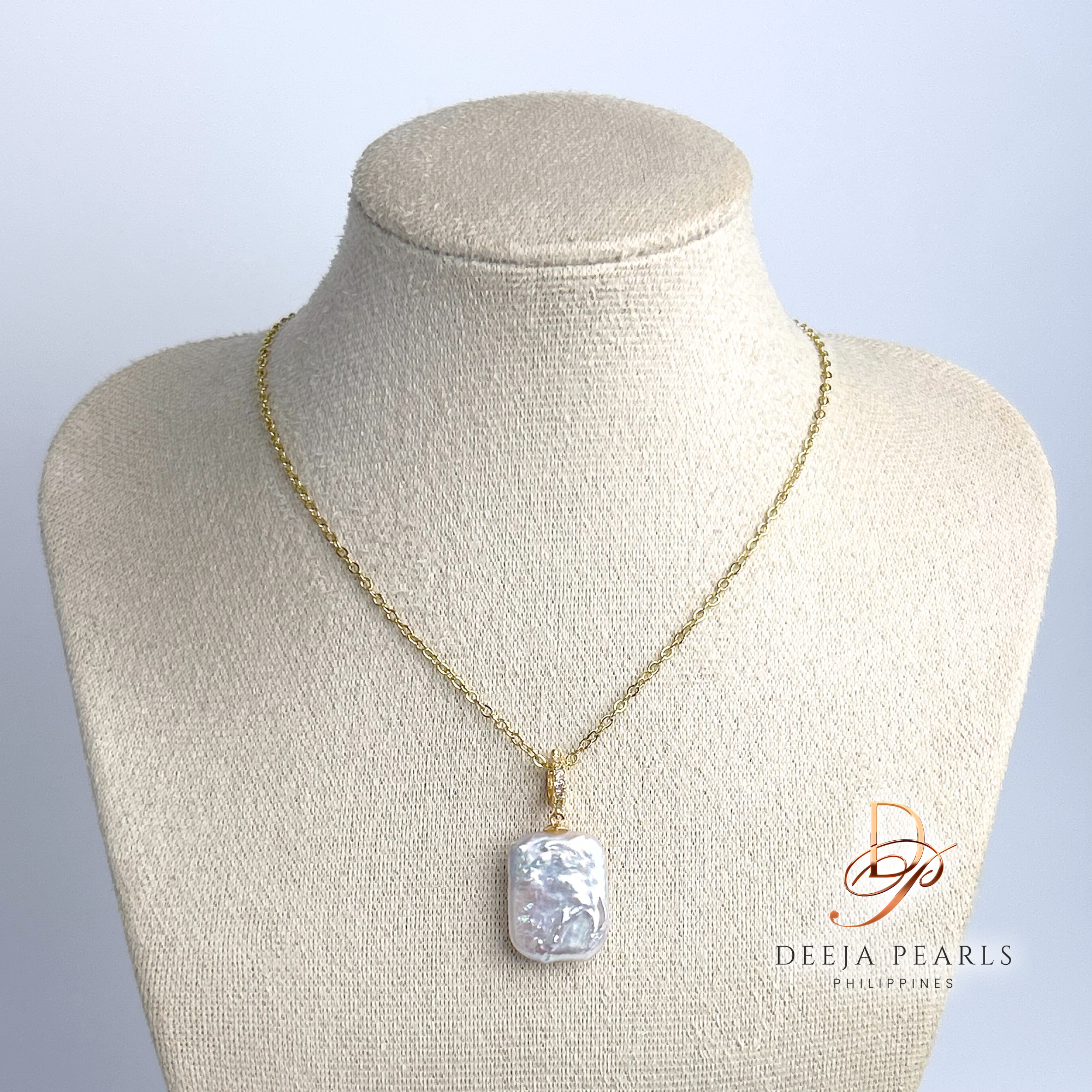 DPN120 • Keishi Freshwater Pearl Pendant Necklace