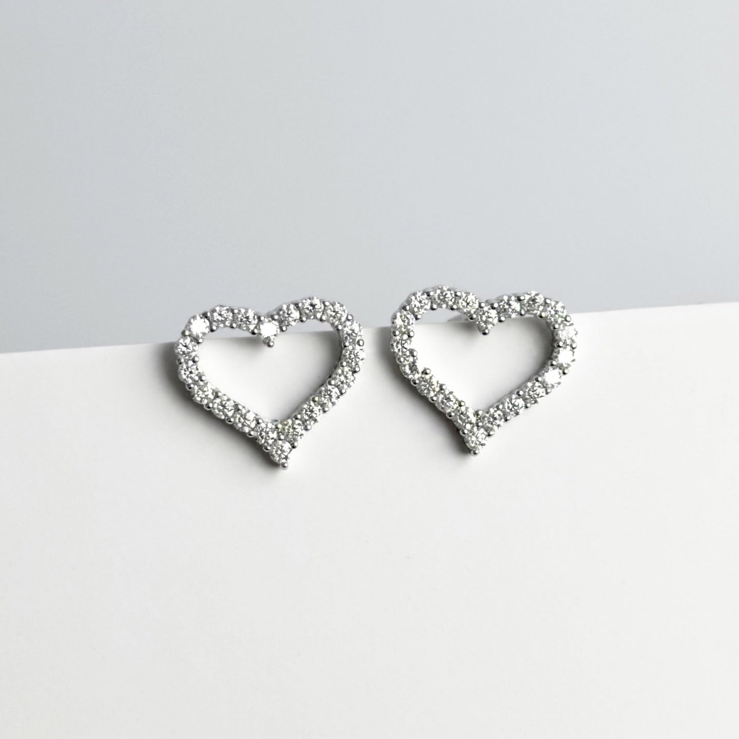 Moissanite 0.15ct Open Heart Stud Earrings