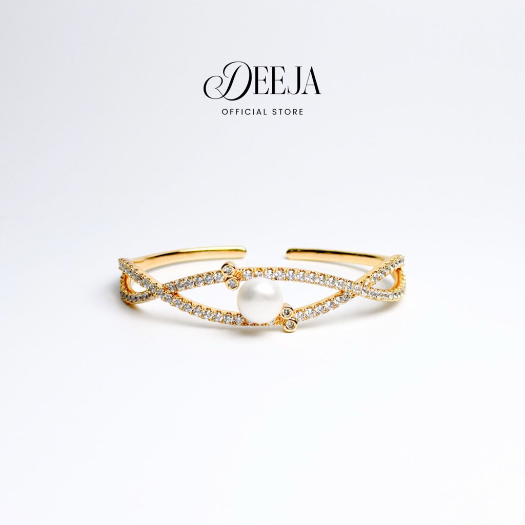 Deeja • Infinity Freshwater Pearl Open Bangle FBA10200