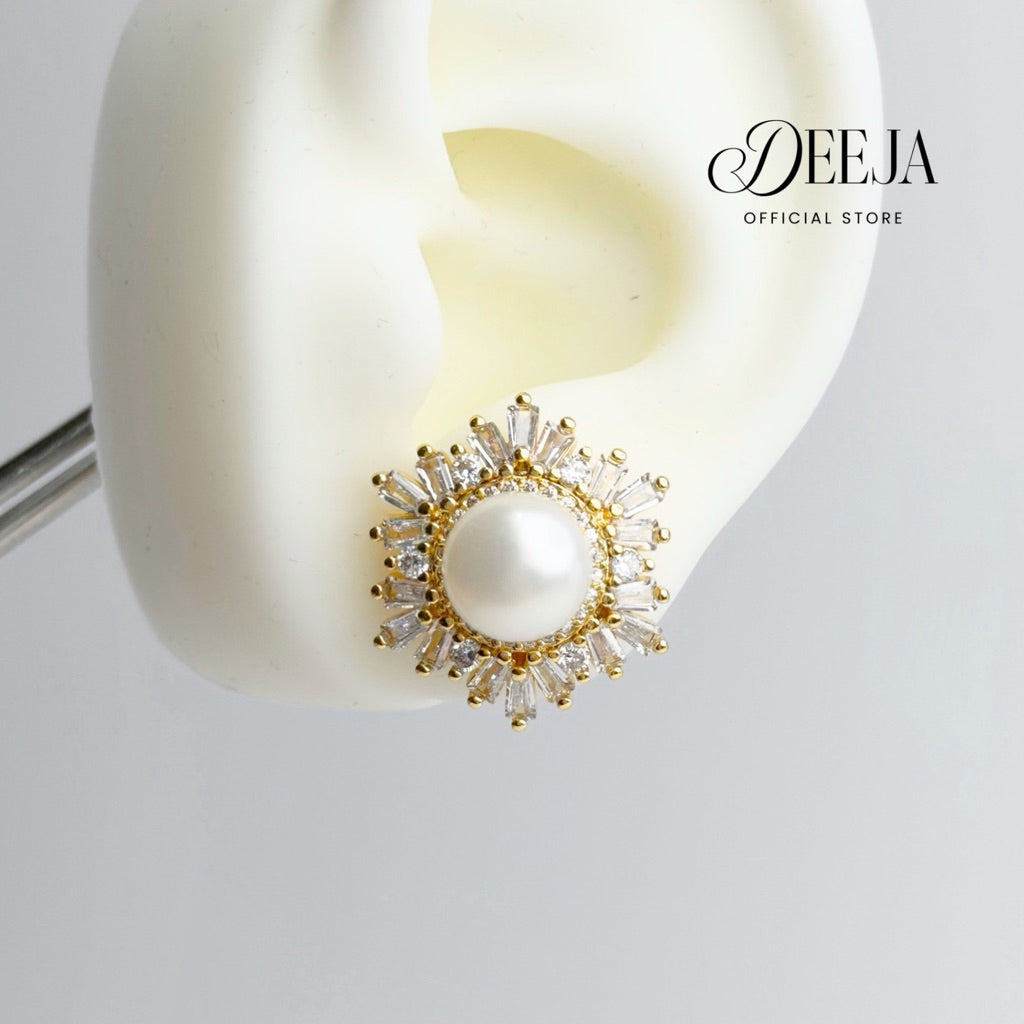 Deeja • Sunburst Stud Earrings Freshwater Pearl FPE10170