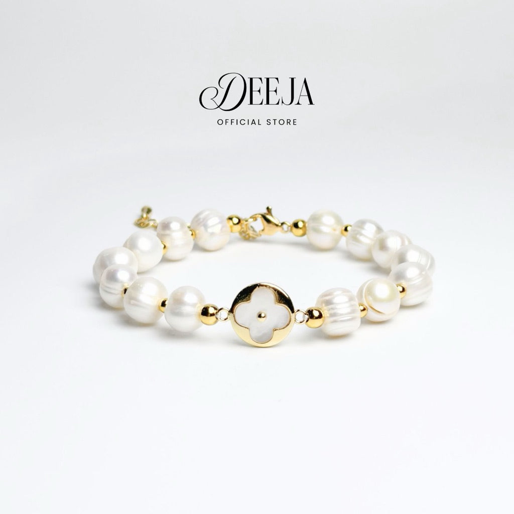 Deeja • Clover Mother of Pearl Freshwater Pearl Bracelet FPB10177