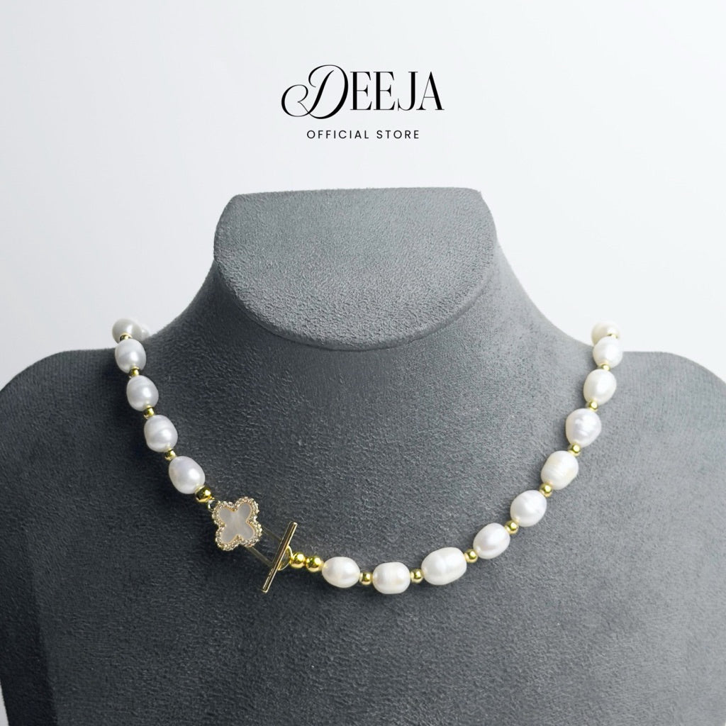 Deeja • Clover Buckle Rice Freshwater Pearl Choker Necklace FPN10365