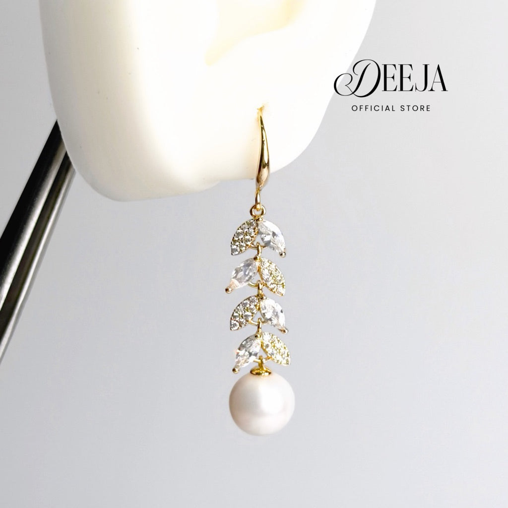 Deeja • Hook Earrings Freshwater Pearl FPE10196