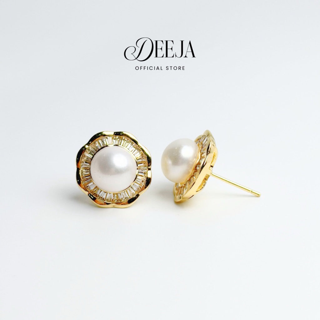 Deeja • Wave Baguette Freshwater Pearl Stud Earrings FPE10175