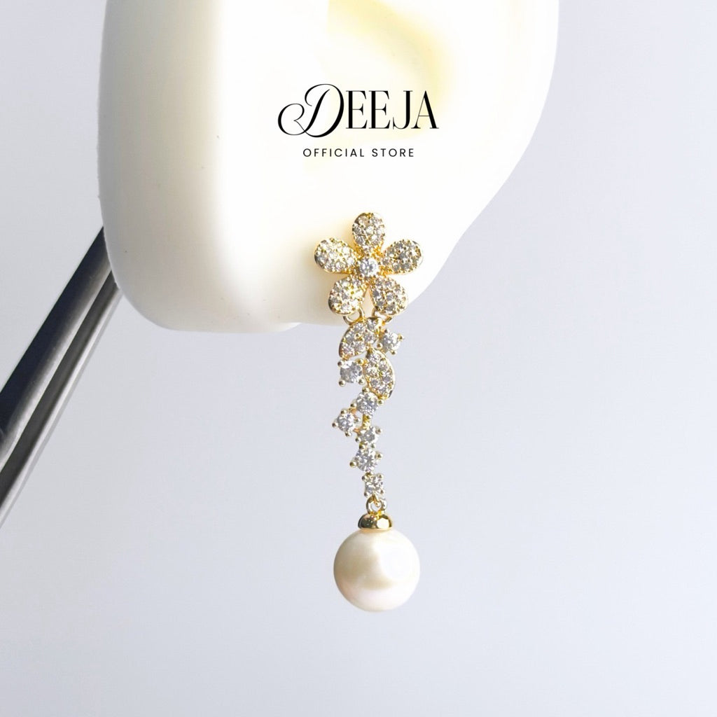 Deeja • Flower Pavé Dangling Earrings Freshwater Pearl FPE10200