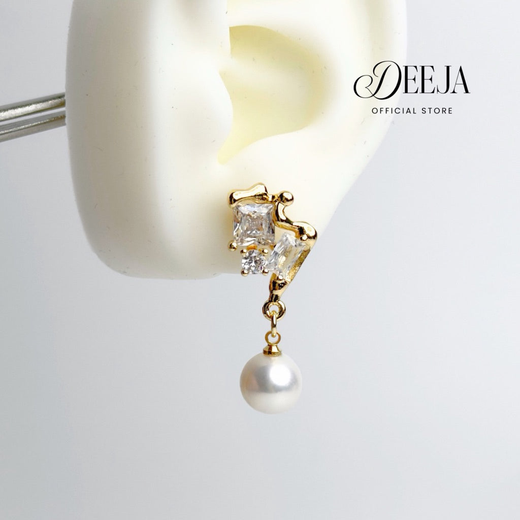 Deeja • Iced Dangling Earrings Freshwater Pearl FPE10137