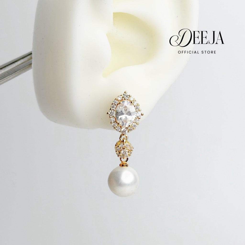 Deeja • Oval Halo Dangling Earrings Freshwater Pearl FPE10196