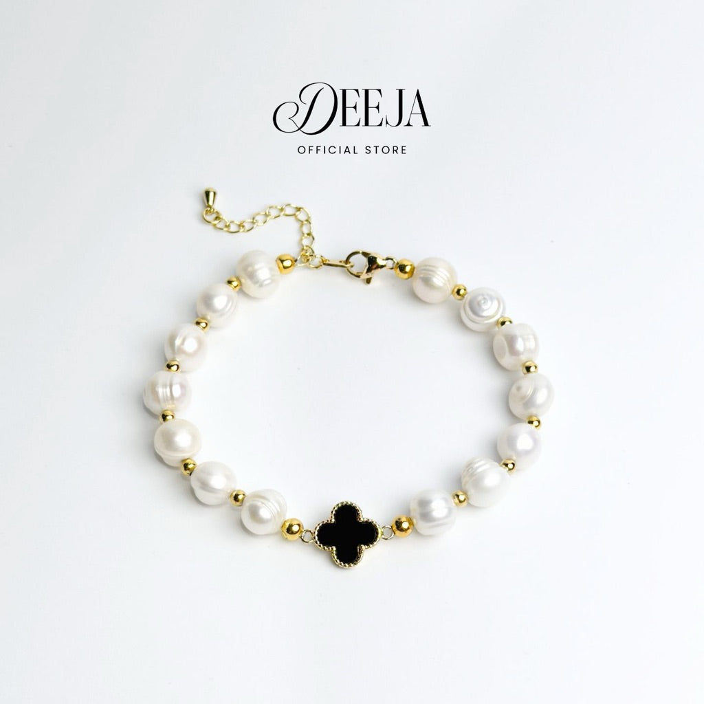 Deeja • Black Clover Freshwater Pearl Bracelet FPB10160